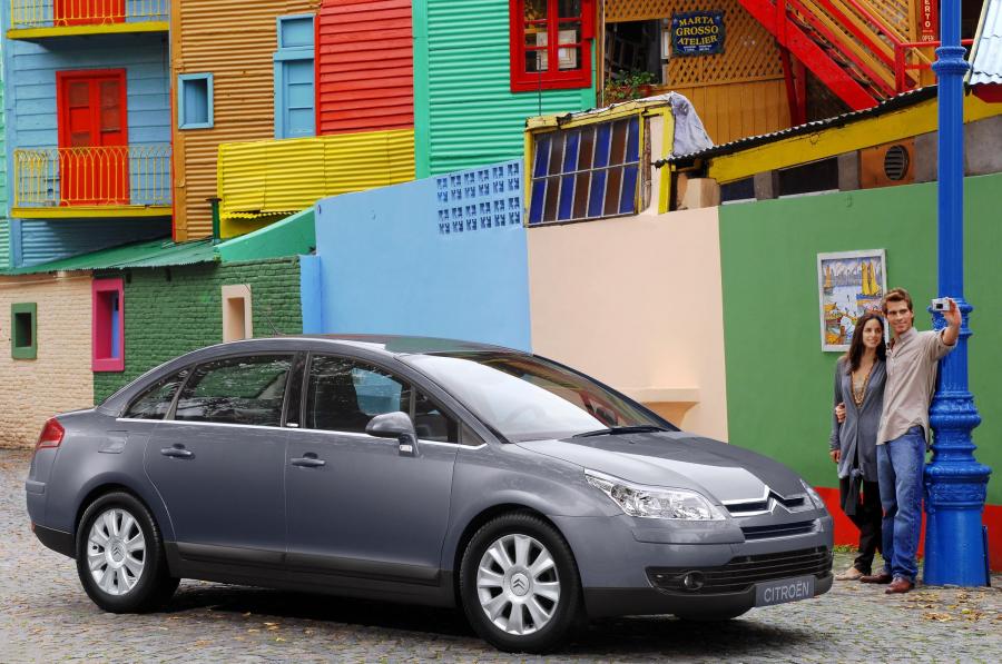  Citroen C4 Sedan 2008 года  (фото 21 из 75)